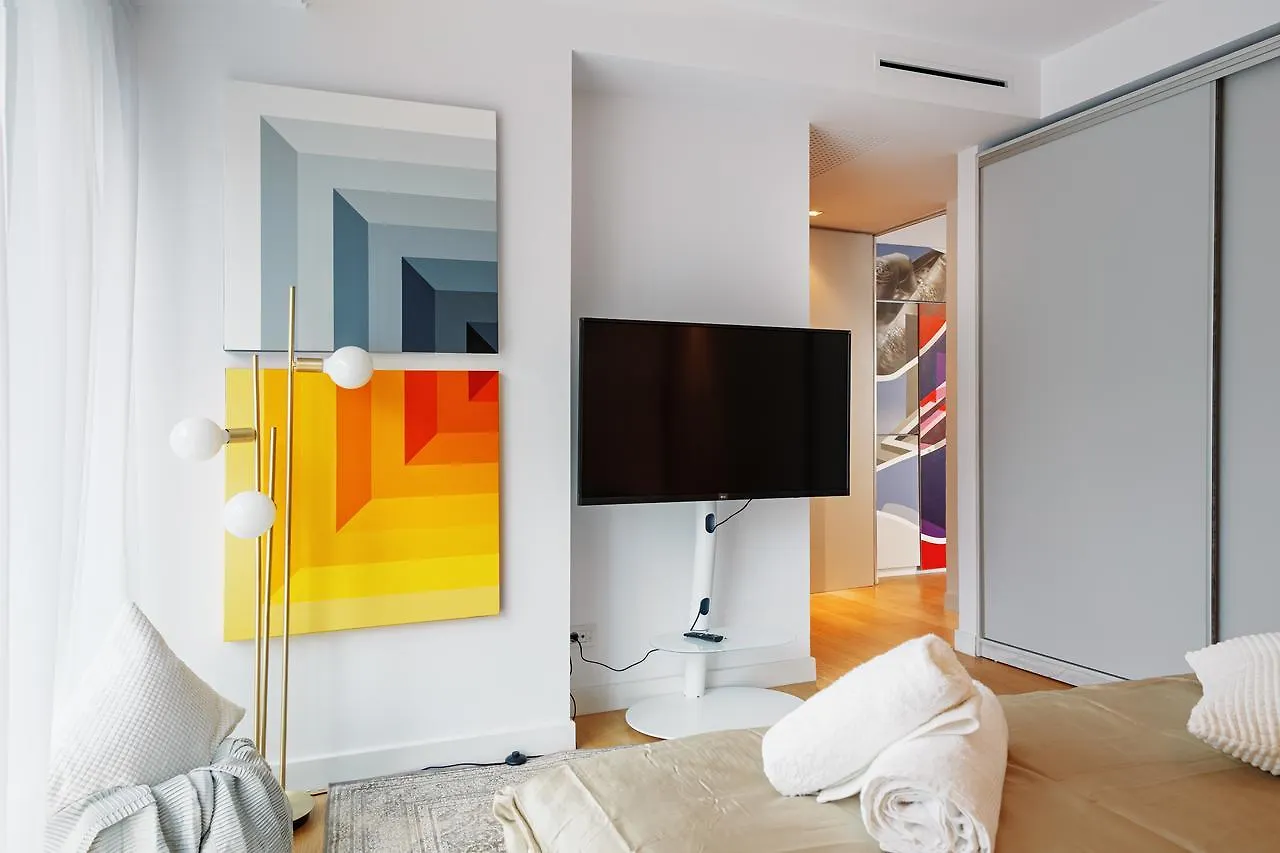 Vernescu Luxury Residence By Bucharest Apartments Deluxe 0*,